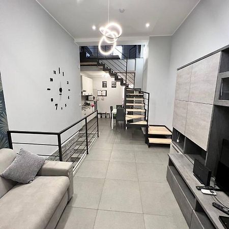Apartamento Modern Loft Center Of Turin + Jacuzzi 30M Metro Collegno Exterior foto
